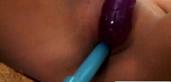 Solo Girl Get To Orgams With All Kind Of Sex Toys video-23